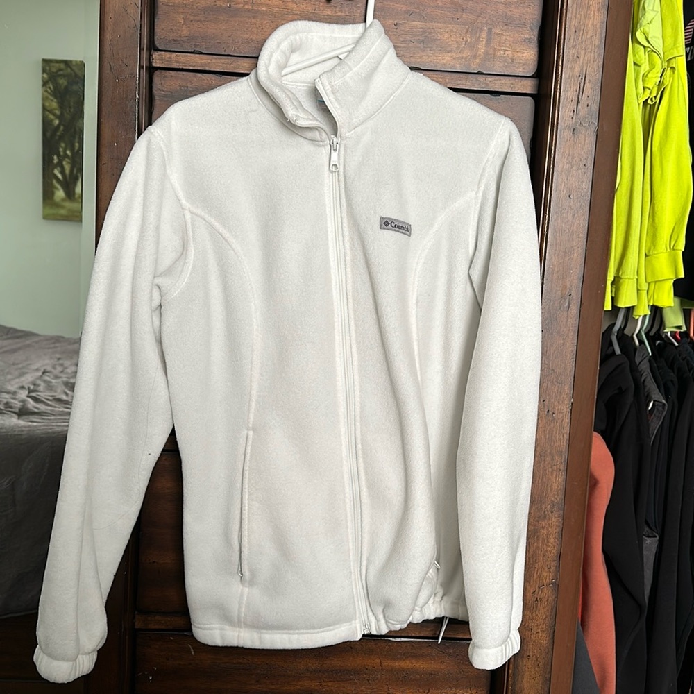Women’s Columbia zip up